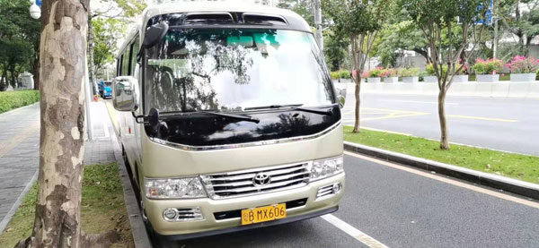 （班車租賃方案）企業(yè)班車租賃方案怎么定制？